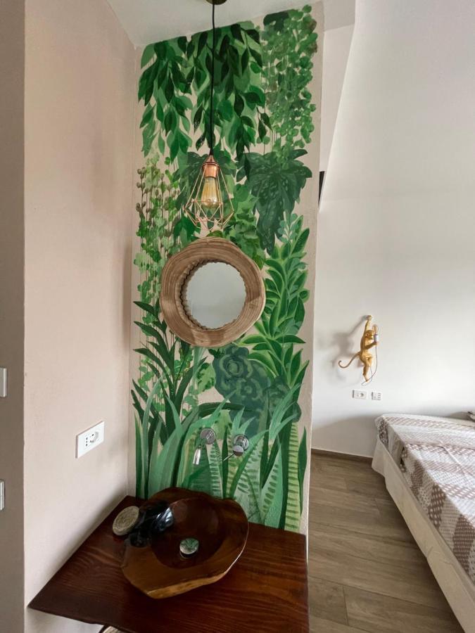 Urban jungle rooms Napoli Bagian luar foto