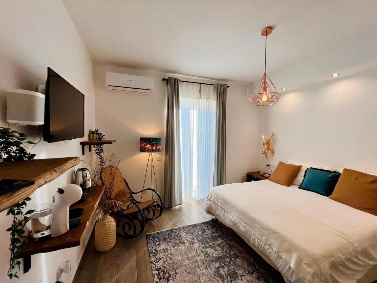 Urban jungle rooms Napoli Bagian luar foto
