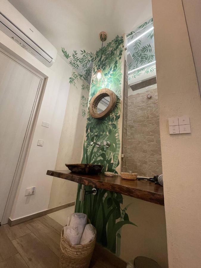 Urban jungle rooms Napoli Bagian luar foto