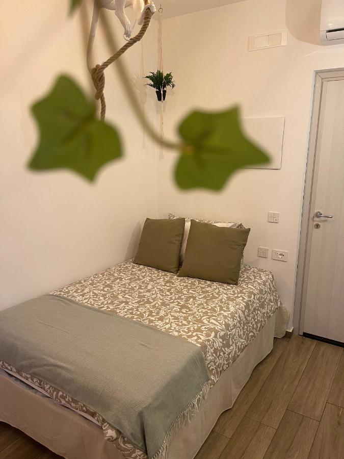 Urban jungle rooms Napoli Bagian luar foto